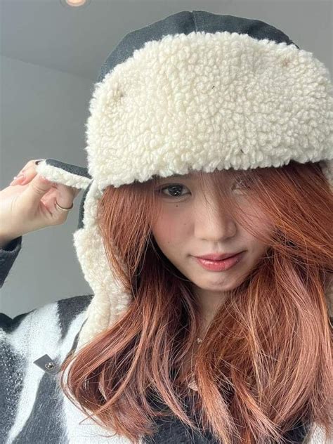 Pin By Leo Dequito On Bini Or Maloi Fake Photo Short Hair Tiktok Style Pretty Brunette