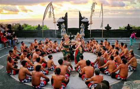 Uluwatu Temple Tour With Kecak Dance And Romantic Dinner Booking Bali