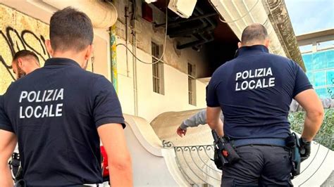 Riccione Bivacchi E Occupazioni Abusive Controlli Della Polizia