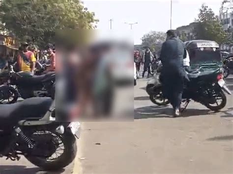 Showed Naked In Public In Vadodara People Chased Girls Who Were