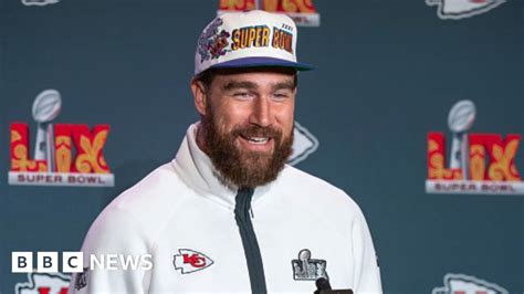 Travis Kelce admire watching Taylor Swifts work ethic