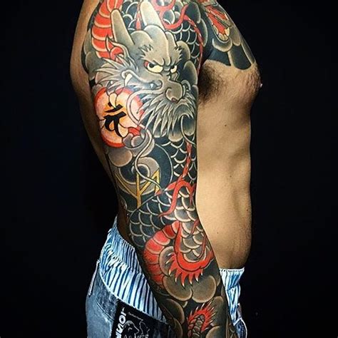 25 Bästa Irezumi Sleeve Idéerna På Pinterest Japanska Tatueringar Irezumi Och Tatuering Karp