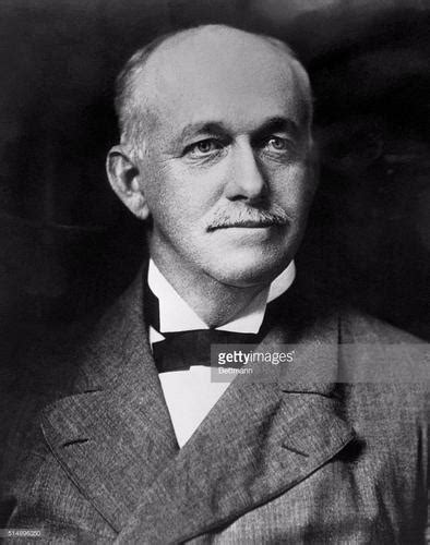 This Is A Image Of Henry E Huntington He Is Arebellas Second Husband