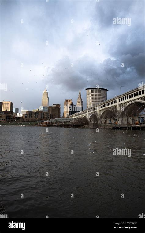 Cleveland ohio skyline Stock Photo - Alamy