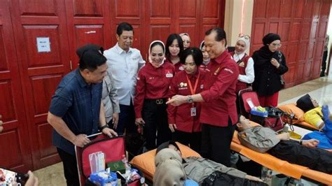 Kebutuhan Darah Di Jakarta Capai 1 200 Kantong Darah Per Hari Ratusan