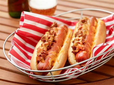 Devilish Chili Cheese Dogs Recipe Rachael Ray Food Network