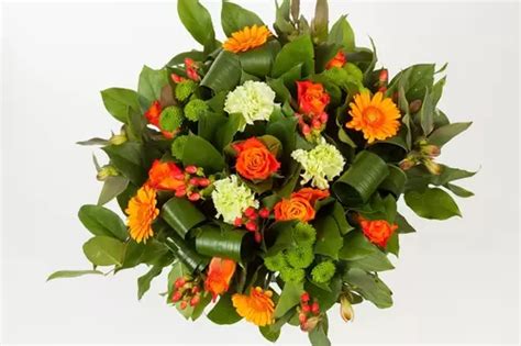 Boeket Oranje Bloemen Groot Tuincentrum Thiels