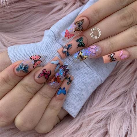 23 Fashionable Ideas To Flaunt Butterfly Nails This Sprin Hatinews