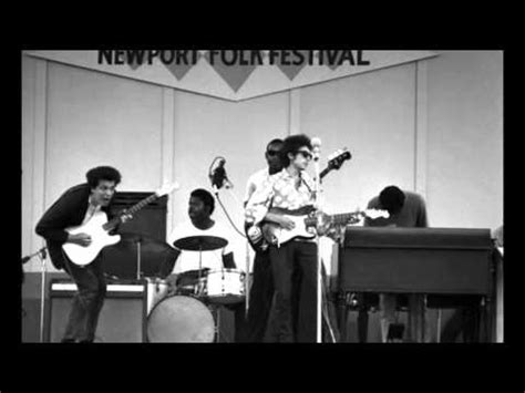 Th July Bob Dylan Goes Electric At The Newport Folk Festival