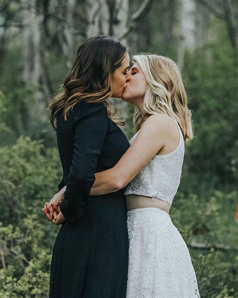 Top 94 Pictures Photos Of Lesbians Kissing Completed