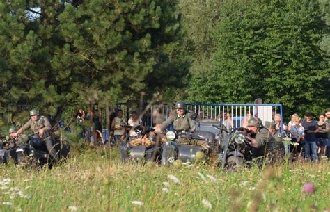 Niezliczona liczba atrakcji na stadionie Skawy Piknik Militarny już