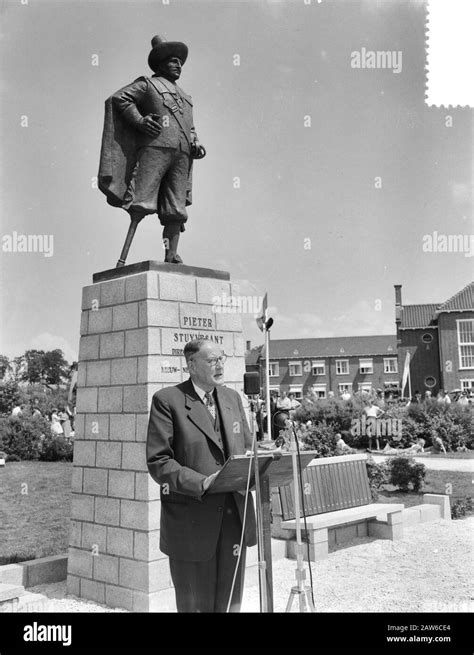 Peter Stuyvesant Statue Hi Res Stock Photography And Images Alamy