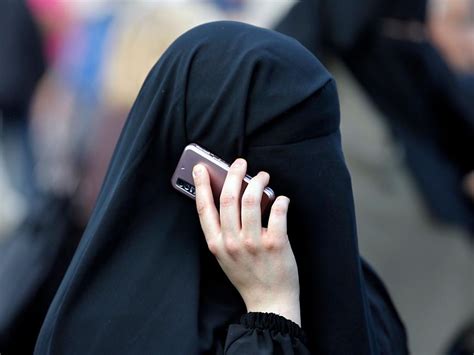 Regierung beschliesst Burka Verbot in Österreich SWI swissinfo ch