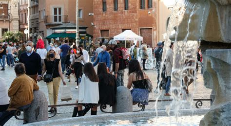 L Italia Tutta In Giallo Tranne La Val D Aosta Le Regioni Chiedono