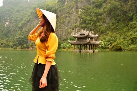 Ninh Binh Day Tour Bai Dinh Trang An Boat Trip