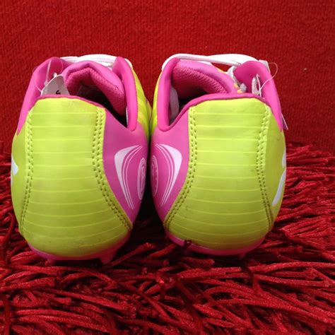 Fila Mens Footballsoccer Boots Size 10 Size 9 Greenpink S