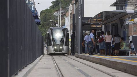 Tiroteio no Morro da Providência interrompe circulação da linha 2 do VLT