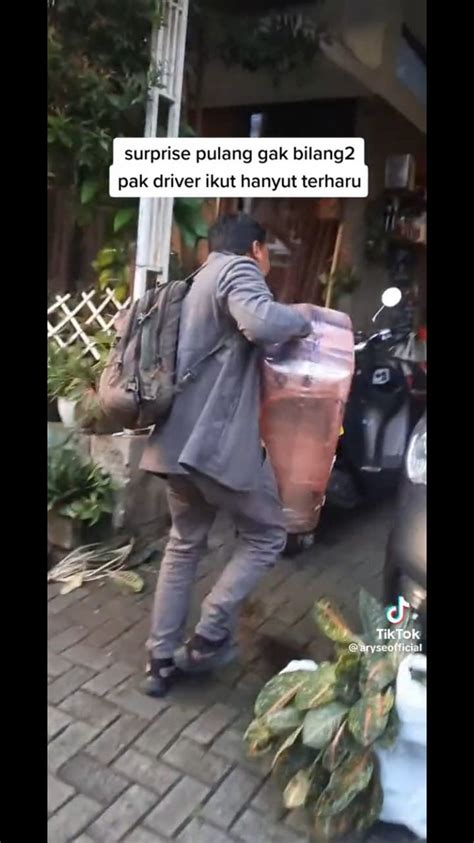 Viral Sopir Taksi Bantu Videokan Kejutan Seorang Ayah Bikin Haru