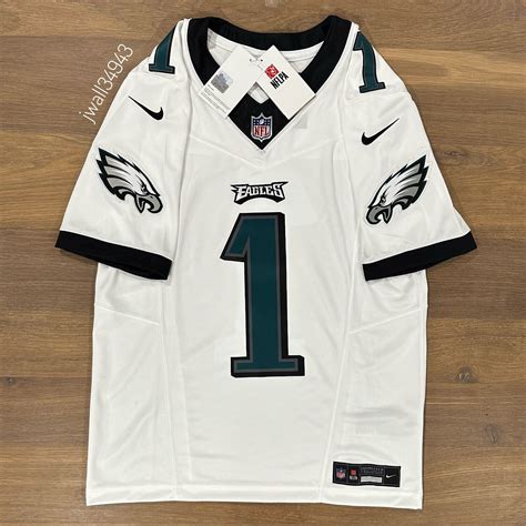 Authentic Nike Jalen Hurts Men S Philadelphia Eagles Vapor Fuse Limited