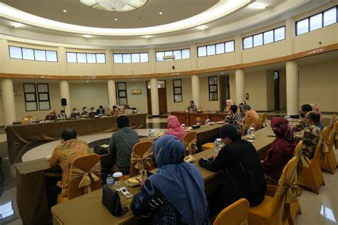 Kolaborasi Riset Uin Suska Riau Jalin Kerjasama Dengan Unpad