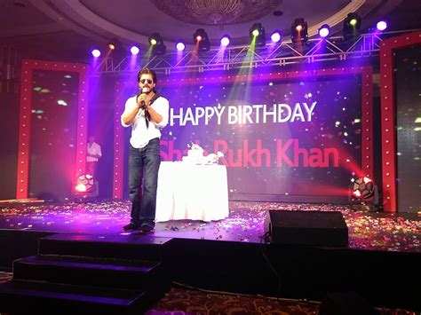 The Many Faces Of An Srk Fan Blog