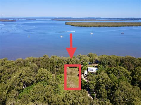 30 Western Road Macleay Island QLD 4184 Domain