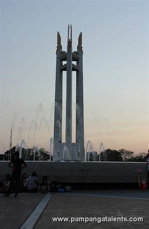 Quezon Memorial Shrine Monument At Daytime In Quezon Memorial Circle