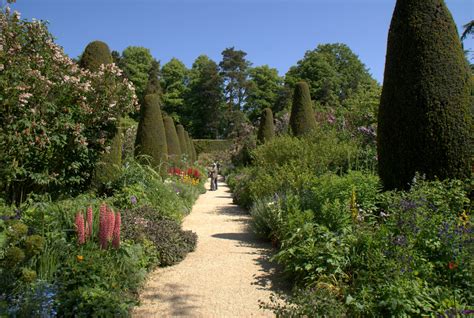 Organic Garden Dreams: Hidcote Manor Garden II