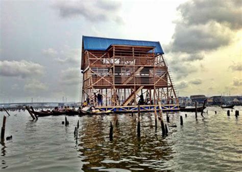 Makoko Floating School - exterior - modlar.com