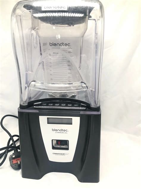 Blendtec Commercial Connoisseur 825 Blender