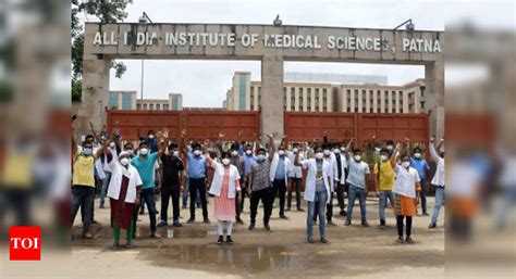 650 Nursing Staff Go On Strike At Aiims Patna Seek Job Security