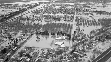 Historical photos of California's biggest floods dating back to 1862 ...