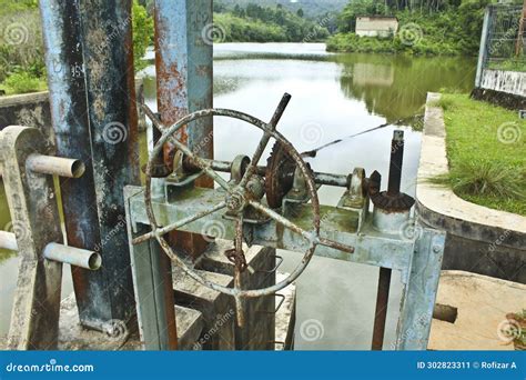 irrigation gate   dam stock image image  irrigationgate