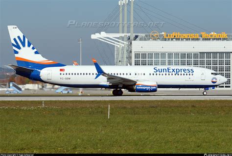 TC SEM SunExpress Boeing 737 8HC WL Photo By Hugo Schwarzer ID