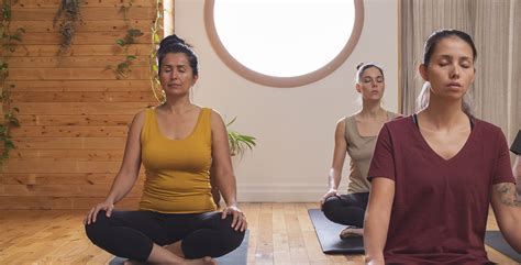 Ayurv Da Les Bienfaits De La Lenteur Gr Ce Au Yoga Ayurv Dique