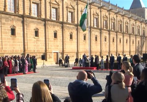 El Parlamento Andaluz Y El Teatro De La Maestranza Acogieron Ayer Los