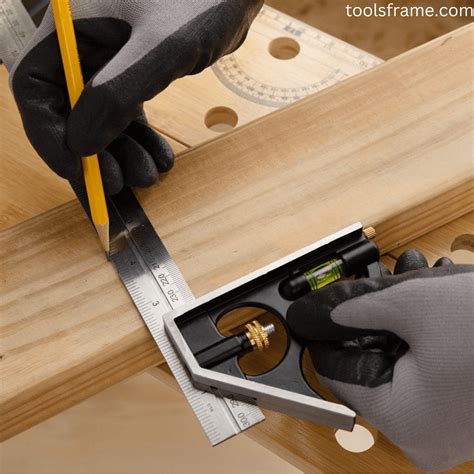 The Ultimate Guide to Finding the Best Combination Square for Woodworking