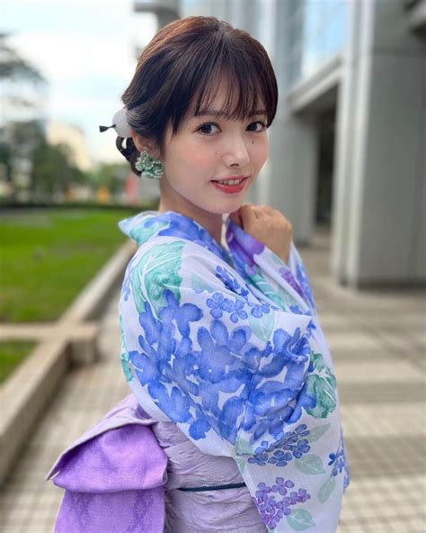 谷尻萌さんのインスタグラム写真 谷尻萌instagram「おはようさん🎋 今日は七夕ということで 浴衣でお天気をお伝えしたわ〜💓