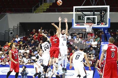 Carlo Lastimosa S Last Second Floater Sinks Meralco Hands Blackwater