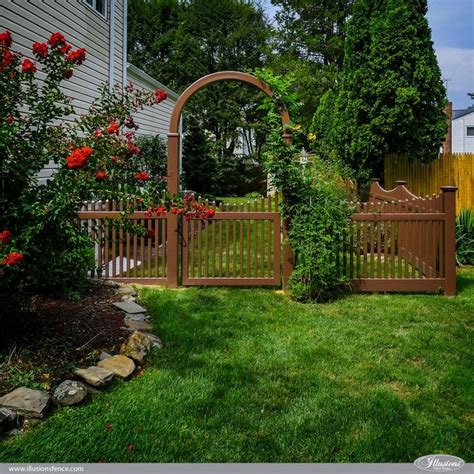 12 Amazing Low Maintenance Fence Ideas | Illusions Fence | Backyard ...