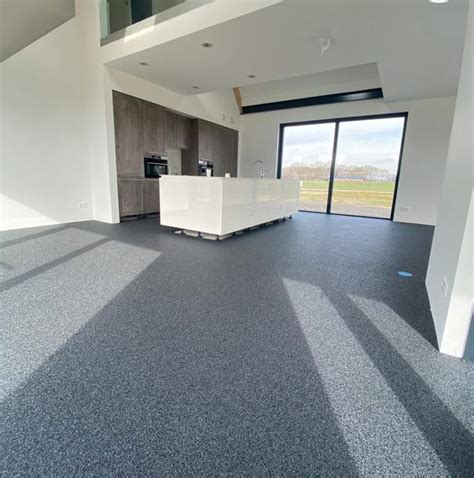 Internal Stone Quartz Carpet - Aurora Resin Driveways