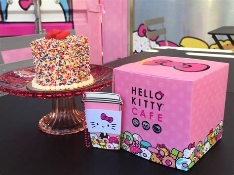 America S First Hello Kitty Cafe Opens In California Business Insider