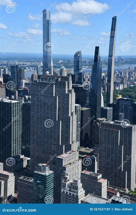 Aerial View of Manhattan from the Summit in New York City Editorial ...