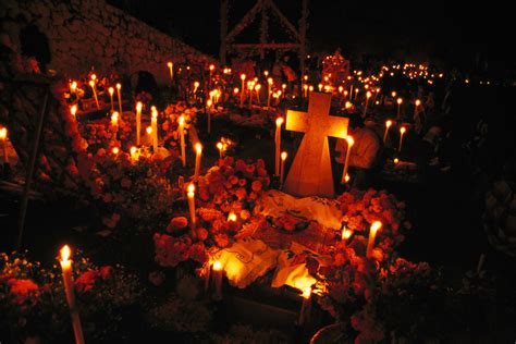 8 Destinos Para Vivir La Celebración Del Día De Muertos En México Kayak Blog México