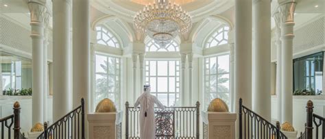 Four Seasons Hotel Doha Awarded By Cond Nast Traveler As Top Hotel In