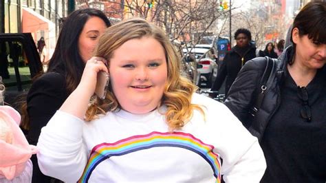 Honey Boo Boo Alana Thompson Erste Umarmung Von Mama June Seit Jahren