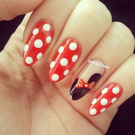 Unhas Inspiradas Na Minnie Mouse