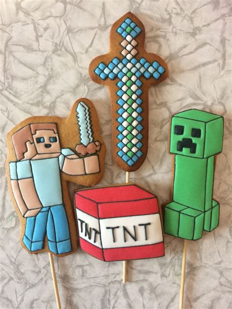 Pin By Chris Henderson On Minecraft Cookies Minecraft Cake Minecraft