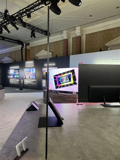 CES 2023 삼성전자 98형 네오 QLED 8K77형 OLED TV 최초 공개 전자신문