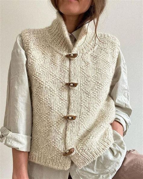 Ingrid Elegant Cardigan Without Sleeves Nel Cardigan Smanicato